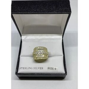 Tiara .925 Sterling Silver Cubic Zirconia SRZ1400GP Cluster Ring MSRP $135 NM176